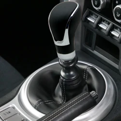 Universal Gear Shift Knob - Black Leather - Image 2