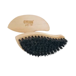 Q²M LeatherBrush – Natural Horsehair Leather Cleaning Brush | GYEON - Image 1