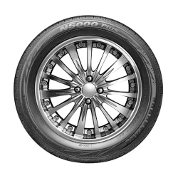 Roadstone Tyres 285/70R17